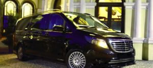 Top-3-Ways-to-Get-to-the-Airport-Safely-and-on-Time-VIP-Airport-Transfer-Reviews.jpeg
