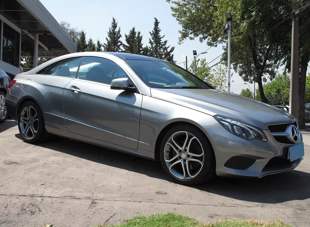 Mercedes-Benz E250